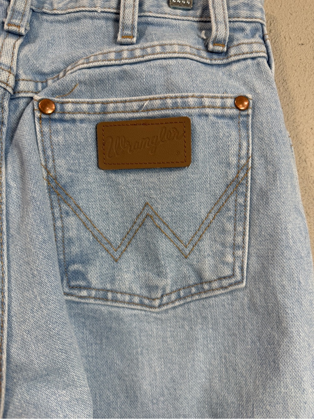 Wrangler Light Wash Slim Boot - Picture 3 of 5